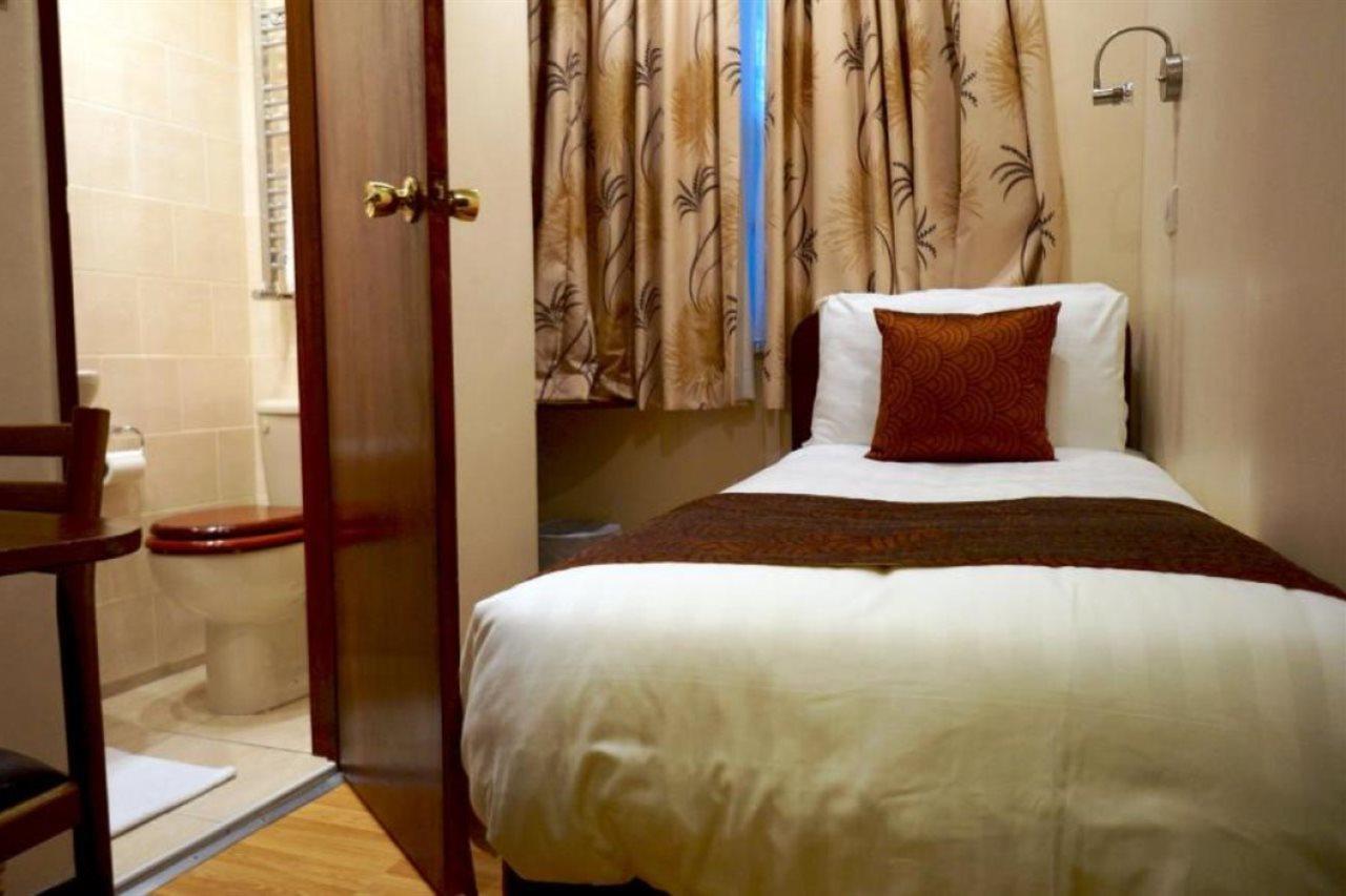 La Gaffe - Bed And Breakfast London Bagian luar foto