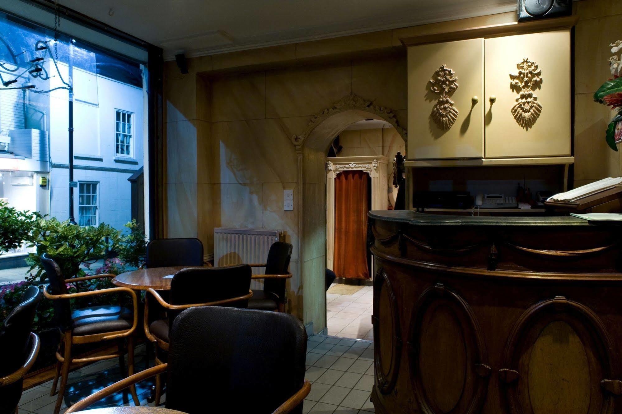 La Gaffe - Bed And Breakfast London Bagian luar foto